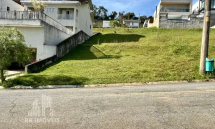Rr8152 terreno 360m² condomínio valville i - oportunidade - santana de parnaíba, sp - ótima localização - alphaville