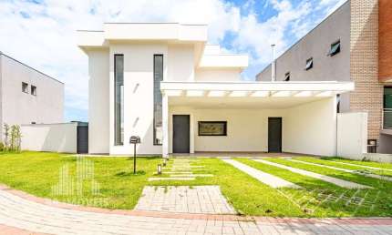 RR8197 Casa 220m² CONDOMÍNIO RESIDENCIAL ITAHYÊ - OPORTUNIDADE - 3 Suítes 4 Vagas - Santana de Parnaíba, SP - Ótima Localização - PROX DE ALPHAVILLE