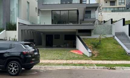 RR8224 Casa 360m² CONDOMÍNIO RESIDENCIAL ITAHYÊ - OPORTUNIDADE - 4 Suítes 4 Vagas - Santana de Parnaíba, SP - Ótima Localização - PROX DE ALPHAVILLE