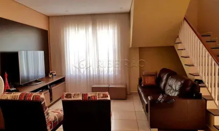 Sobrado com 03 dormitórios à venda no Jardim Botânico.