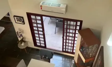Sobrado para uso misto, no bairro Ribeirânia com 04 dormitórios