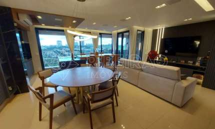 Apartamento de alto padrão mobiliado à venda, com 03 dormitórios no Jardim Olhos D`Água.