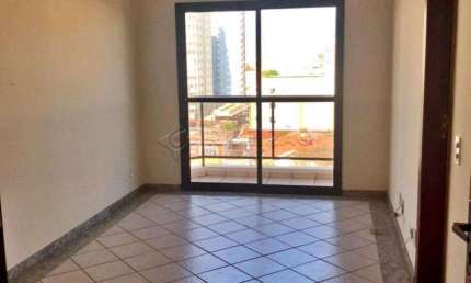 Apartamento 01 dormitório com armários planejados no Bairro Jardim Paulista.
