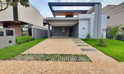 Casa térrea Condomínio 3 suítes à venda no Alphaville