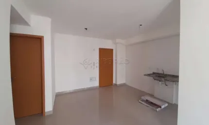 Apartamento no bairro jd. nova aliança com 02 dormitórios sendo 01 suite, sacada.