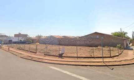 Terreno para venda com 830m² de esquina no Jardim Angelo Jurca