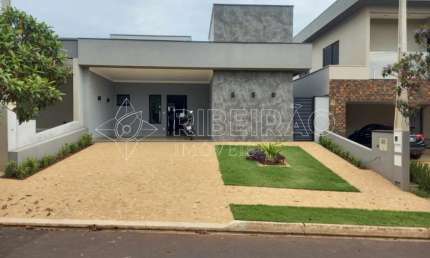 Casa térrea em condomínio 03 dormitórios com piscina para venda no Recreio das Acácias