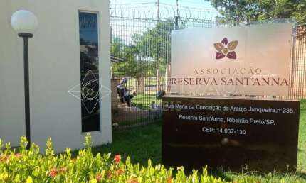 Terreno 390,72m² para venda no condomínio Reserva Sant Ana