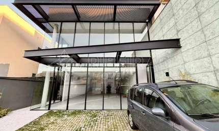 Salão Comercial de 280m² para locação no Jardim Botânico
