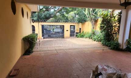 Sobrado 4 dormitórios e piscina à venda no Alto da Boa Vista