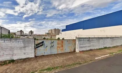 Terreno comercial  com 1.320 m² no Bairro Campos Eliseos , plano.