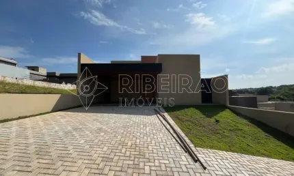 Casa com 03 dormitórios a venda no condomínio Terras de São Pedro-Praça do Sol