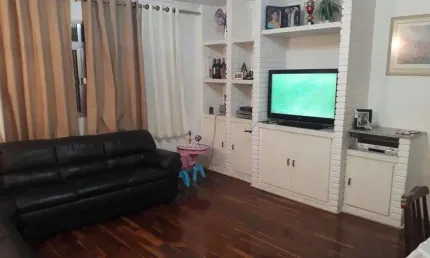 Apartamento á venda com 03 dormitórios sendo 01 suite com 02 vaga