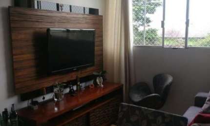Apartamento no Condomínio Centro Comercial Jd. Aeroporto com 50m e 2 quartos na Vila Mascote