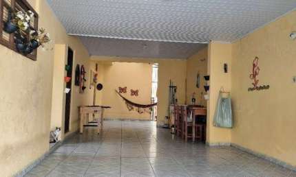 Sobrado à venda no Jardim Guaianazes com 200m² 5dormitórios 3 banheiros 2 vagas