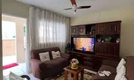 Sobrado à venda em São Paulo-SP, Jardim Santa Fé: 3 quartos, 1 suíte, 2 banheiros, 3 vagas, 250m². Confira!