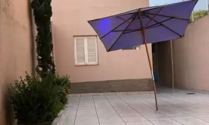 Casa à venda no jardim regis com 143m² 3 dormitórios 1 suíte 4 banheiros 2 vagas