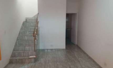 Sobrando à venda com 200m² 1 dormitórios ampliado 1 vaga de garagem em Jardim Itapura