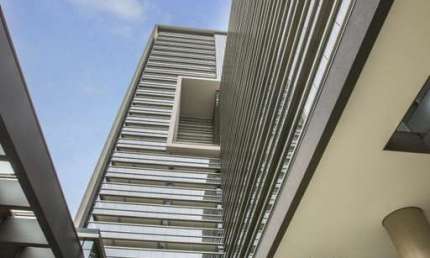 Apartamento  à venda no Centro de São Paulo com  28m²  1 dormitório 1 banheiro