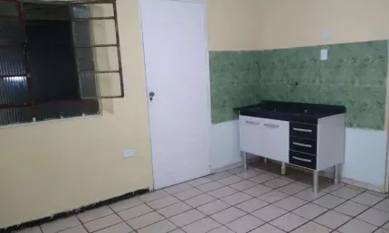 Sobrado a venda  375m² sendo 10 dormitórios, 08 banheiros e 1 vaga em Jabaquara