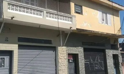 Casa à venda na Vila Medeiros com 700m² 2 dormitórios 2 banheiros 3 vagas