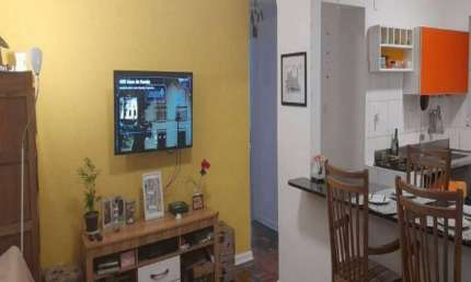Apartamento no Condomínio Edificio Alenir no Sumaré com 84m² 2 dormitórios 1 banheiro