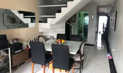 Sobrado Novo | 03 Quartos (02Suítes) | 02 Vagas | 150m² | Fino Acabamento
