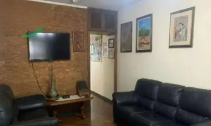 Casa à venda no Parque São Domingos com 160m² 3 dormitórios 4 banheiros 2 vagas