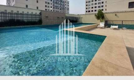 Apartamento á venda em Interlagos, com 2 dormitórios, sendo 1 suíte.