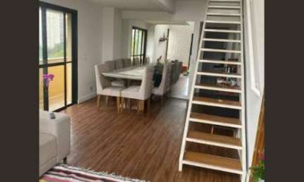 Apartamento duplex á venda na Vila Andrade com 2 dormitórios, sendo 1 suíte e 2 vagas.