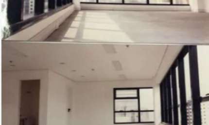 Ótima oportunidade de investimento: Sala comercial à venda na Vila Nova Conceição, São Paulo-SP, com 2 banheiros e 50 m² de área.