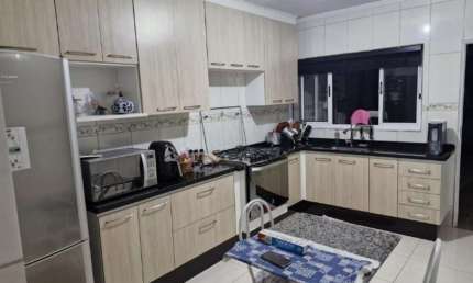 Sobrado 2 dorms, 2 suites, 2 vagas, 112m2  à venda na Zona Leste