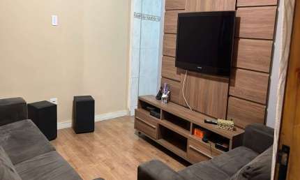 Sobrado á venda na Vila Matilde, 137m², 4 dormitórios e 2 vagas de garagem