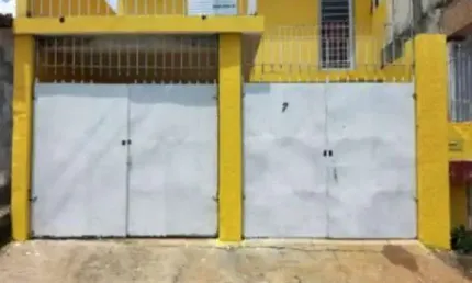 Sobrado à venda no Jardim Maria Luiza com 85m²3 dormitórios 2 banheiros 2 vagas.