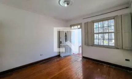 Casa com 2 quartos à venda na Rua Barão de Jaguara, --, Cambuci, São Paulo