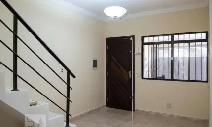 Casa à Venda - Vila Santa Maria, 2 Quartos,  100 m2