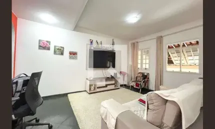 Casa com 2 quartos à venda na Rua Giuseppe Verdi, --, Vila Campestre, São Paulo