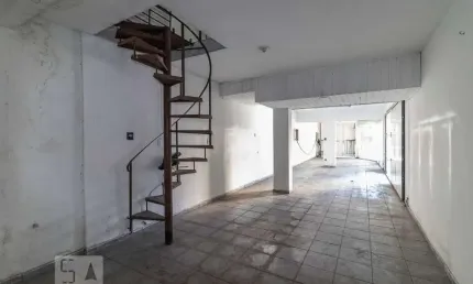 Casa à Venda - Chácara Santo Antonio, 2 Quartos,  153 m2