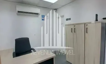Oportunidade Única: Prédio Comercial à Venda em Pinheiros, São Paulo-SP! 37m² de Área Esperando por Você!