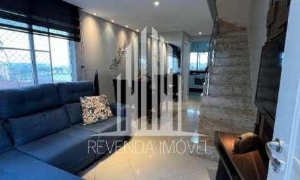 Imperdível oportunidade: Casa à venda em São Paulo-SP, Jardim Cristal! 2 quartos, 2 banheiros, 1 vaga, 71,00 m² de área.
