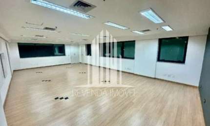 Sala de alto padrão à venda em São Paulo-SP, Jardim Caravelas: 1 sala, 3 banheiros, 4 vagas, 80m² de área. Confira!