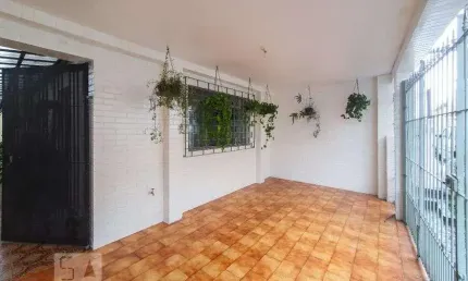 Casa à Venda - Jardim Vergueiro, 2 Quartos,  250 m2