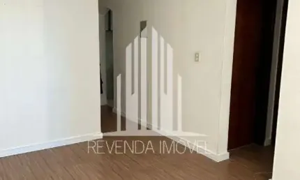 Apartamento no Condomínio Villa Doro no Brás com 50m² 2 dormitórios 1 banheiro 1 vaga