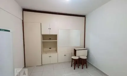 Kitnet / Stúdio à venda na Rua São Joaquim, --, Liberdade, São Paulo