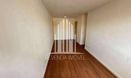 Apartamento à venda no Condomínio Lago de Garda no Tatuapé, São Paulo-SP: 2 quartos, 1 banheiro, 1 vaga de garagem, 50,00 m² de área.
