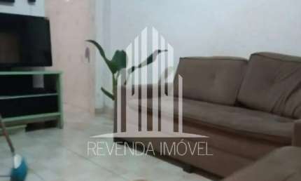 Imperdível! Casa à venda em São Paulo-SP, Jardim Lajeado, 4 quartos, 2 banheiros, 140m² de área. Confira já!