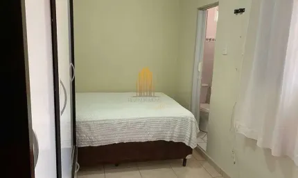 Sobrado residencial de 180m², com 3 dorm sendo 2 suítes, 1 sala e 2 vagas, à venda na região sacomã.