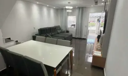 Alto de Pinheiros, Sobrado Residencial de 120m² com 2 dormitórios, 1 suíte, 1 vaga.