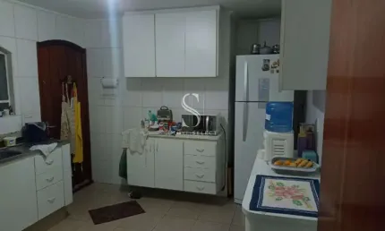 Butantã - Casa de 160m² com 3 dormitórios/1 suite, 3 banheiros e 2 vagas