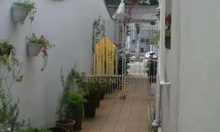 IPIRANGA, CASA À VENDA COM 3 DORMITÓRIOS (1SUÍTE), 2 BANHEIROS E 1 VAGA DE GARAGEM